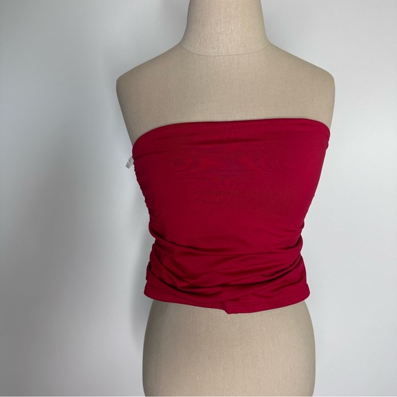 Hollister Ruched Seamless Fabric Tube
Top in Red size Large - Picture 7 of 11